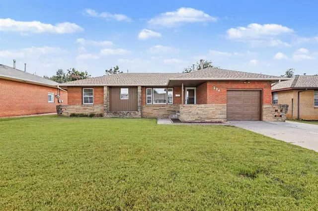 Front exterior — 224 W Kerr Street, Oklahoma City, OK 73110