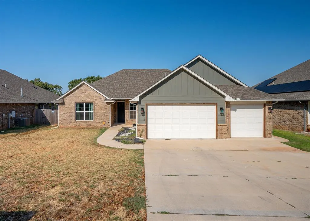 Front exterior — 523 SW 6th Street, Jones, OK 73049