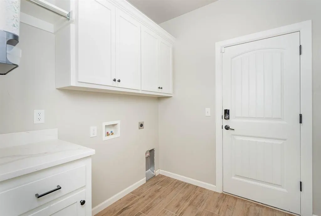 Photo 19 — 523 SW 6th Street, Jones, OK 73049