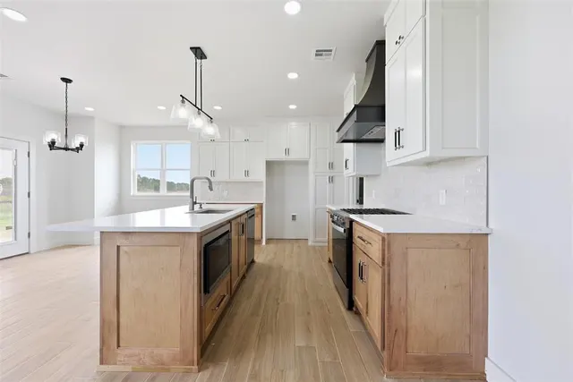 Photo 6 — 2180 Providence Way, Crescent, OK 73028