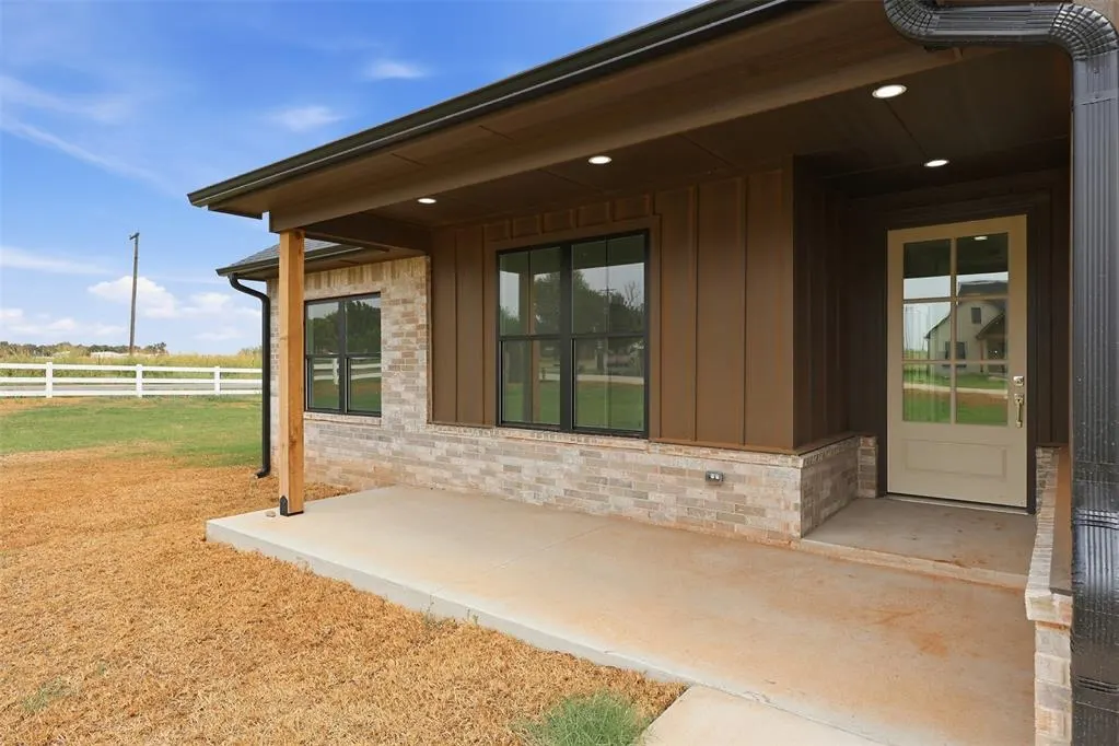 Photo 34 — 2180 Providence Way, Crescent, OK 73028