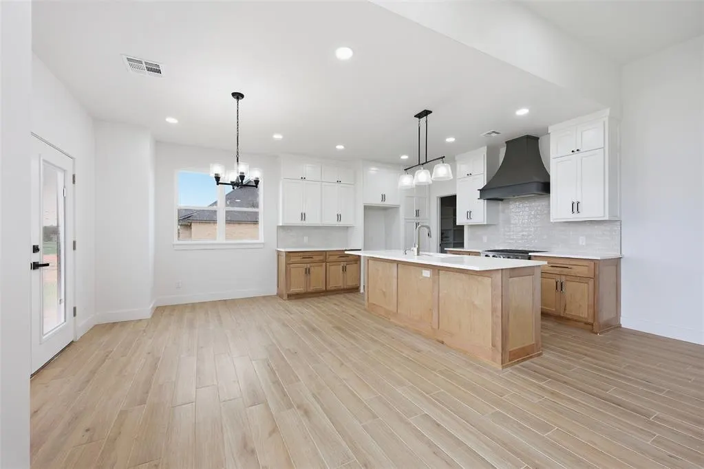 Photo 9 — 2180 Providence Way, Crescent, OK 73028