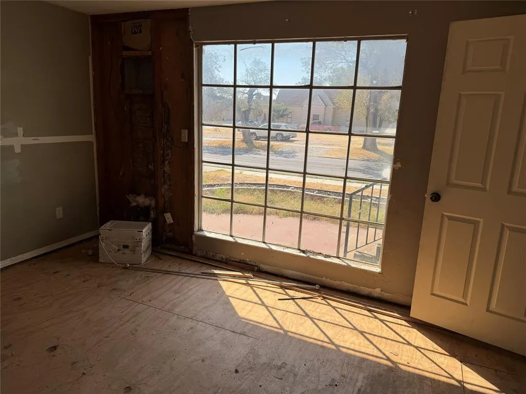 Photo 12 — 208 W Watts Street, El Reno, OK 73036