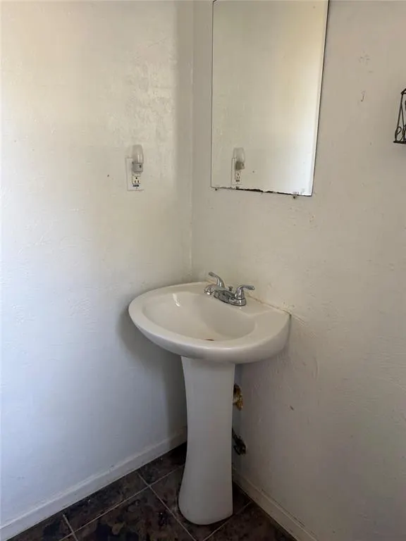Photo 32 — 208 W Watts Street, El Reno, OK 73036