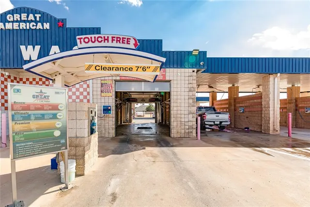 Photo 6 — 318 E Tamarack Road, Altus, OK 73521
