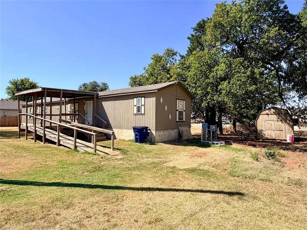 Front exterior — 312 S 3rd Street, Waukomis, OK 73773