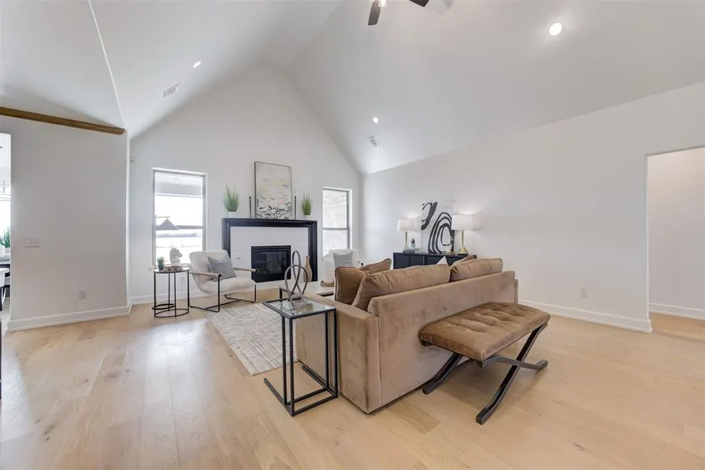 Photo 5 — 4533 Maple Ridge Drive, Edmond, OK 73034