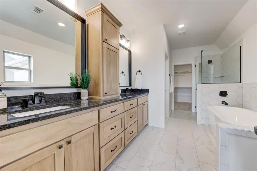 Photo 23 — 4533 Maple Ridge Drive, Edmond, OK 73034