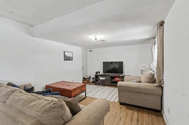 Photo 4 — 1444 NW 96th Street, Oklahoma City, OK 73114