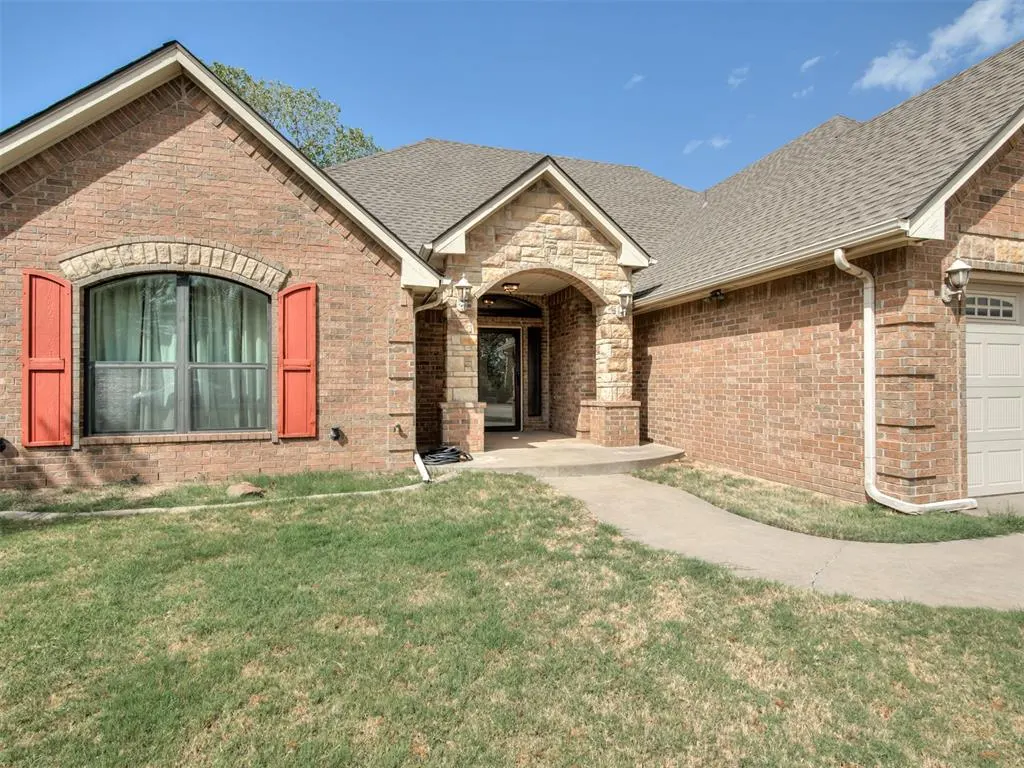 Photo 3 — 4713 Horizon Boulevard, Yukon, OK 73099