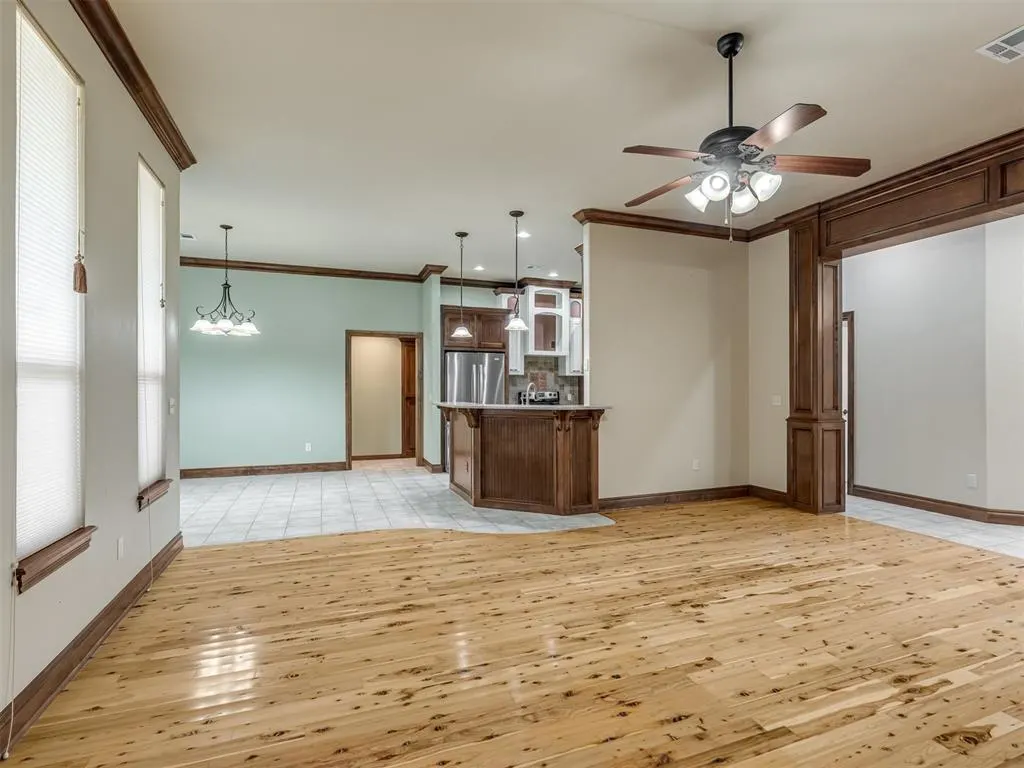 Photo 8 — 4713 Horizon Boulevard, Yukon, OK 73099