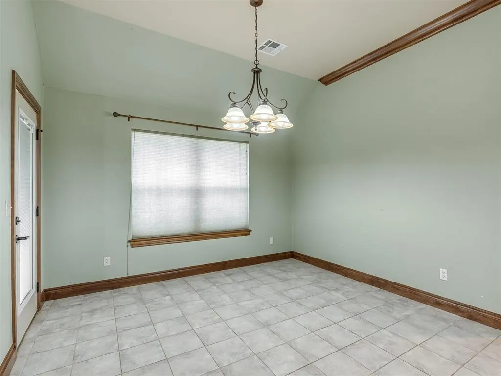 Photo 9 — 4713 Horizon Boulevard, Yukon, OK 73099