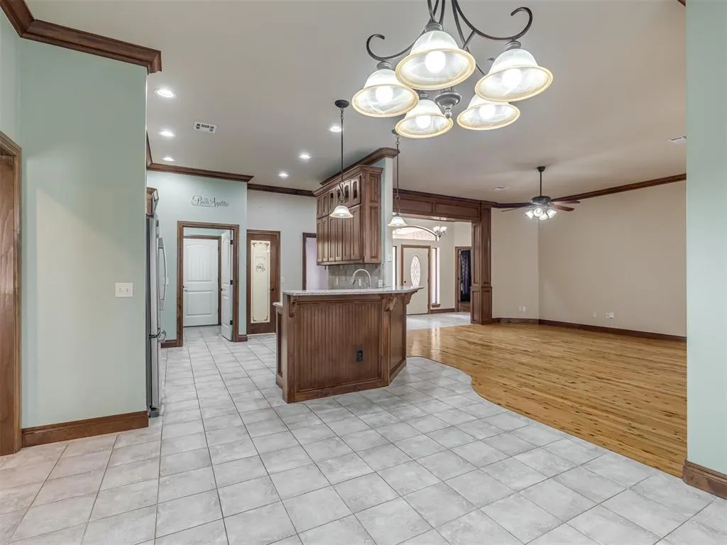 Photo 10 — 4713 Horizon Boulevard, Yukon, OK 73099