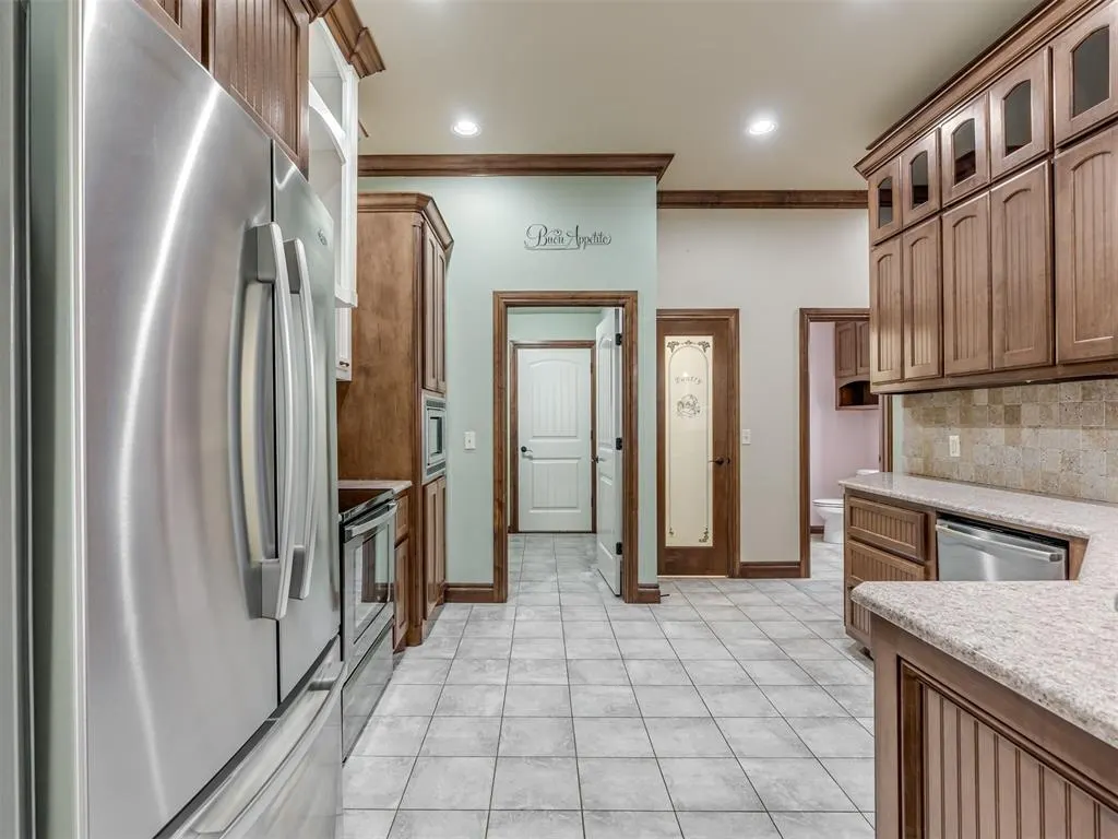 Photo 11 — 4713 Horizon Boulevard, Yukon, OK 73099