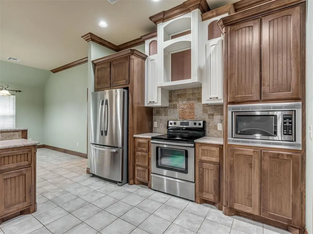 Photo 13 — 4713 Horizon Boulevard, Yukon, OK 73099
