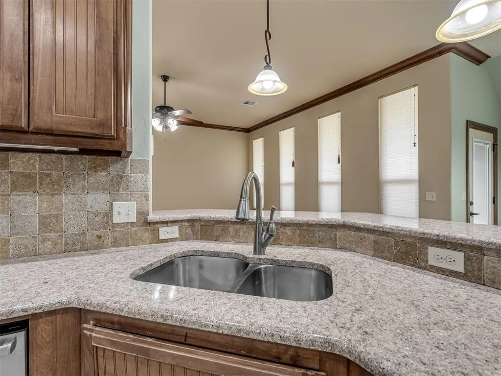 Photo 15 — 4713 Horizon Boulevard, Yukon, OK 73099