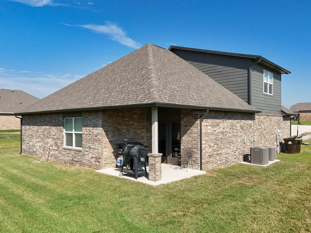 Photo 43 — 29273 Spur Circle, McLoud, OK 74801
