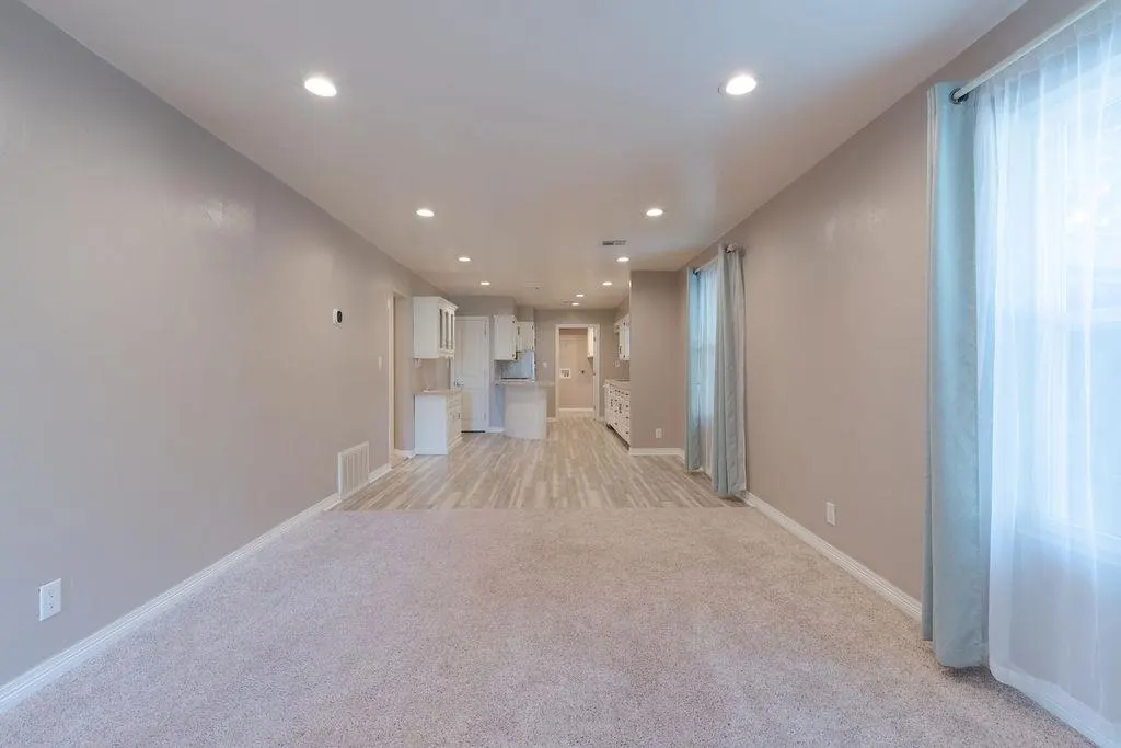 Photo 10 — 804 S Market Avenue, Shawnee, OK 74801