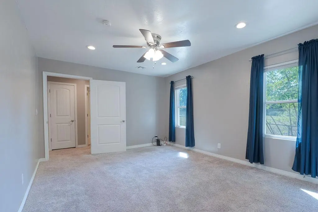 Photo 31 — 804 S Market Avenue, Shawnee, OK 74801