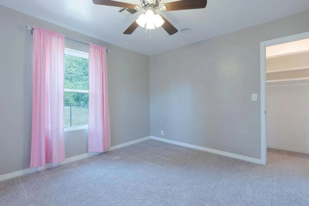 Photo 37 — 804 S Market Avenue, Shawnee, OK 74801
