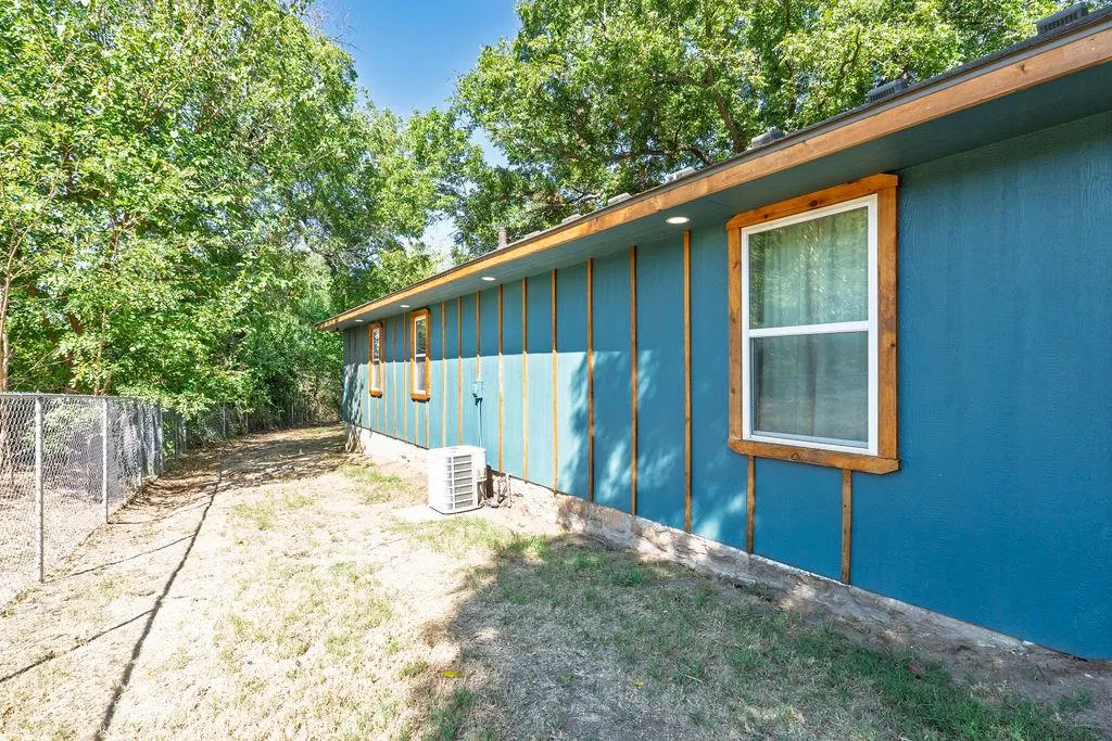Photo 47 — 804 S Market Avenue, Shawnee, OK 74801