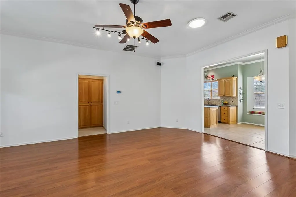 Photo 5 — 4431 Alturas Court, Oklahoma City, OK 73120