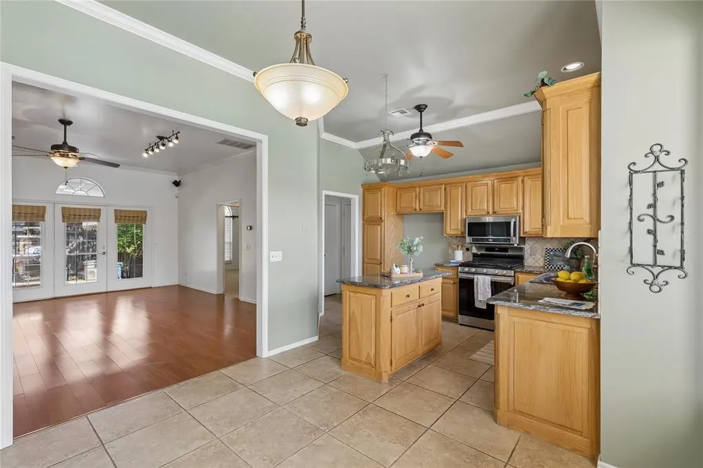 Photo 12 — 4431 Alturas Court, Oklahoma City, OK 73120