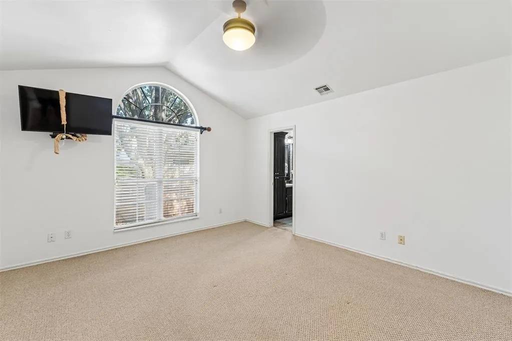 Photo 15 — 4431 Alturas Court, Oklahoma City, OK 73120