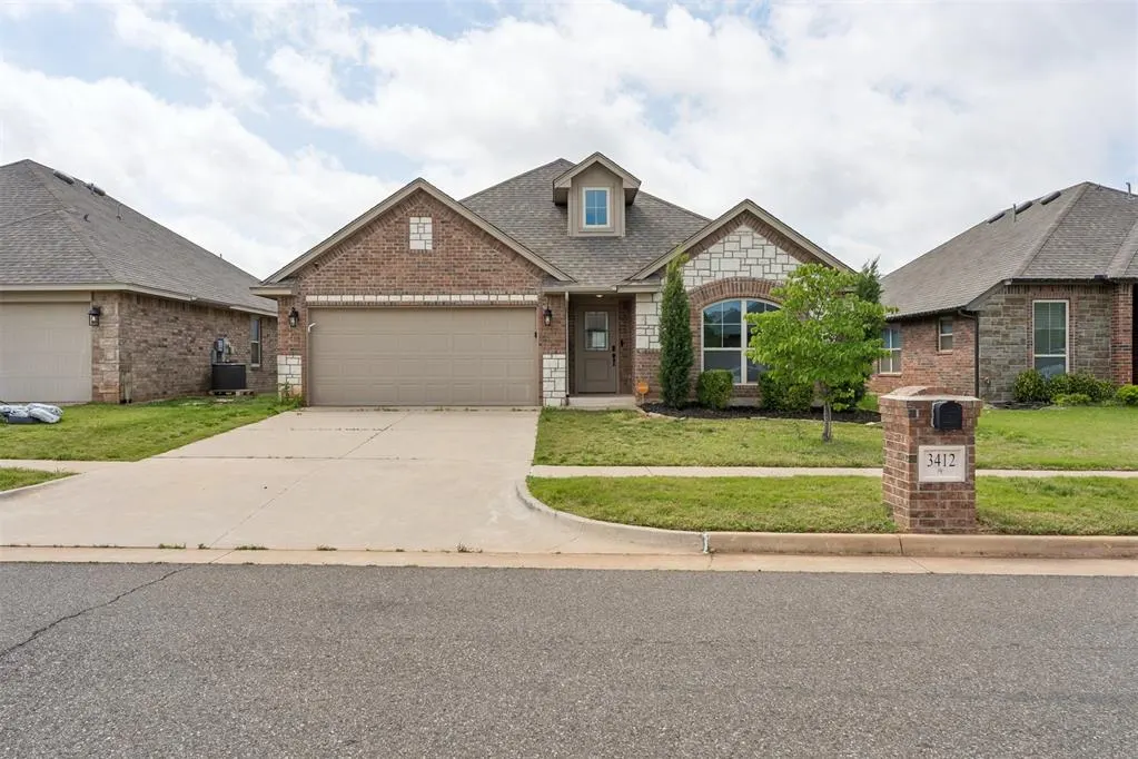 Photo 2 — 3412 NW 161st Street, Edmond, OK 73013