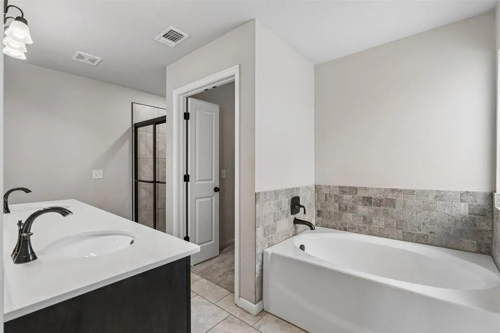 Photo 25 — 3412 NW 161st Street, Edmond, OK 73013