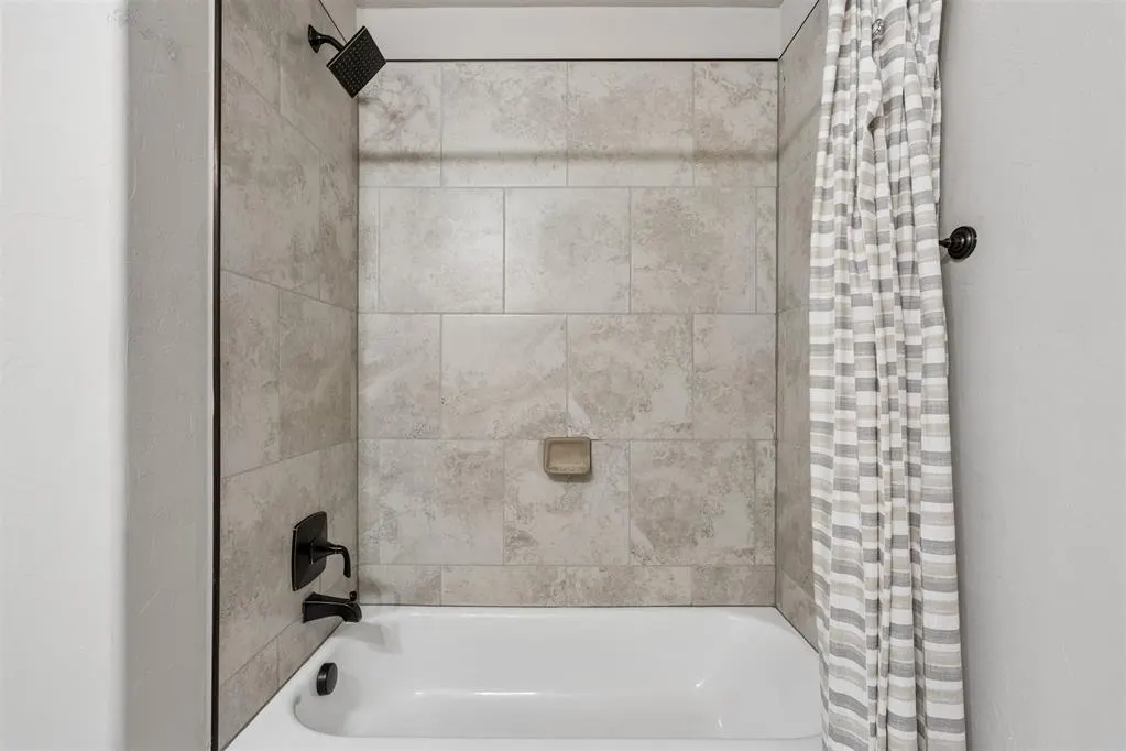 Photo 41 — 3412 NW 161st Street, Edmond, OK 73013