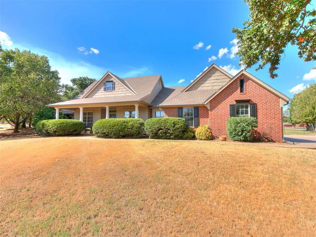 Photo 8 — 7001 Mid Iron Lane, Edmond, OK 73025