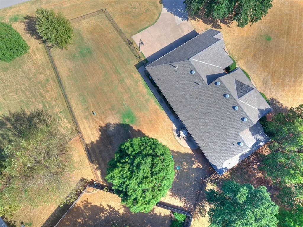 Photo 18 — 7001 Mid Iron Lane, Edmond, OK 73025