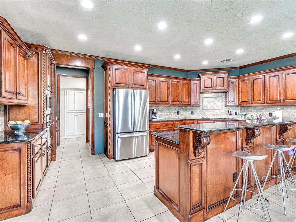 Photo 13 — 4908 Corbett Drive, Norman, OK 73072