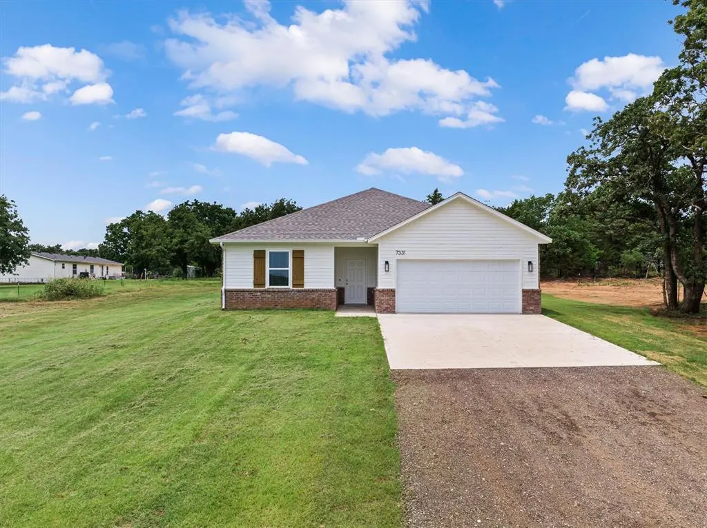 Photo 2 — 7331 S Douglas, Guthrie, OK 73044