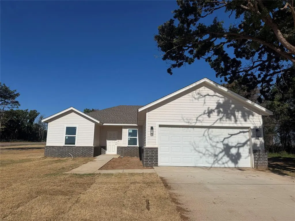 Photo 3 — 7231 S Douglas, Guthrie, OK 73044