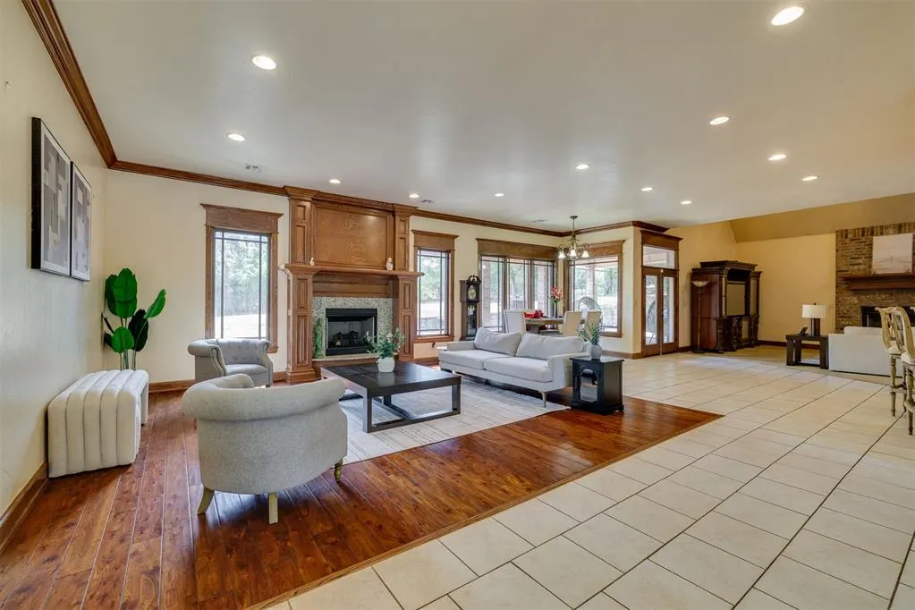 Photo 5 — 4614 NE 67th Street, Oklahoma City, OK 73121