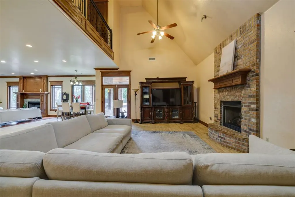 Photo 11 — 4614 NE 67th Street, Oklahoma City, OK 73121
