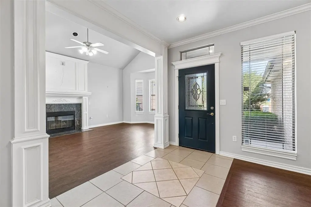 Photo 3 — 2214 Cedar Pointe Circle, Edmond, OK 73003