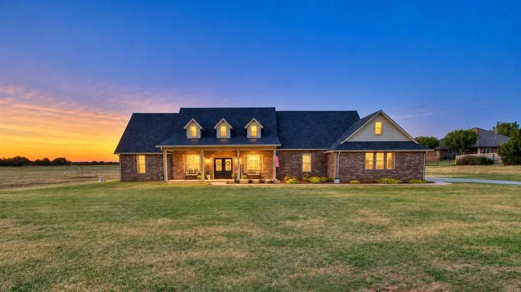 Photo 2 — 8517 NW 63rd Street, Oklahoma City, OK 73132