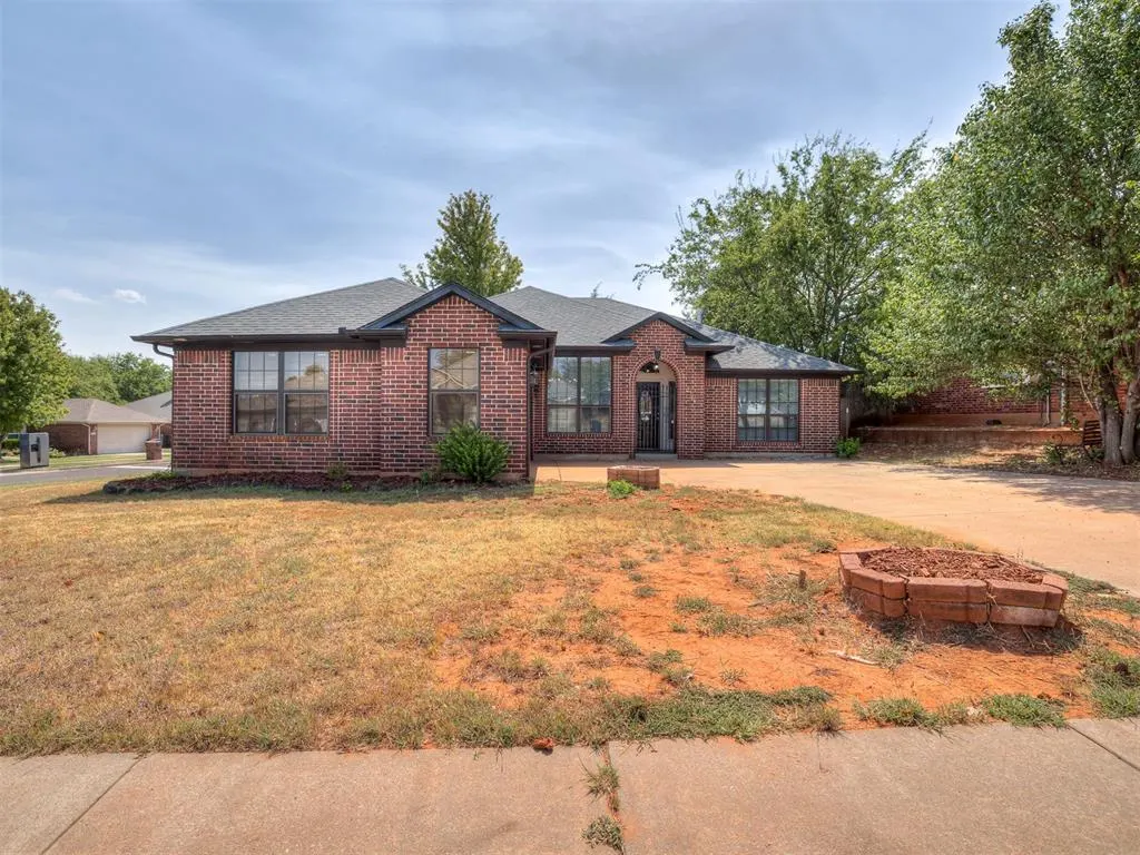 Photo 16 — 2304 SE 5th Street, Oklahoma City, OK 73160