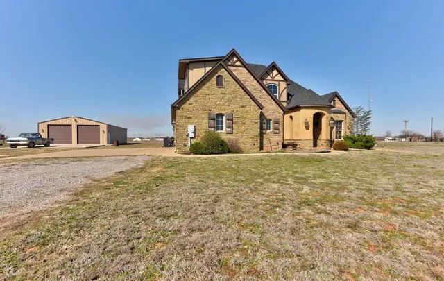 Photo 3 — 9411 Dickerson NE Road, Piedmont, OK 73078