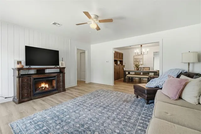 Photo 7 — 120 E Van Buren Street, Mangum, OK 73554