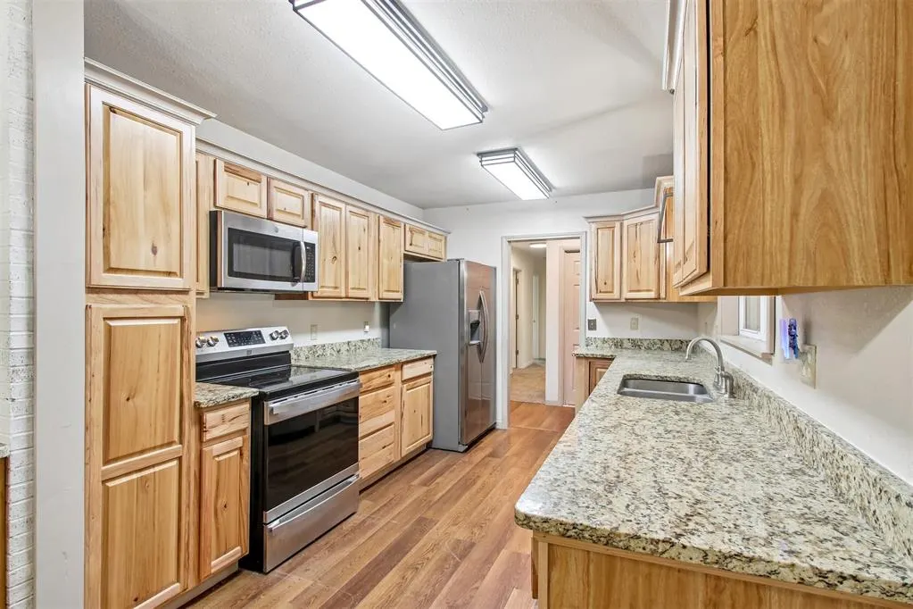 Photo 6 — 600 Diamond Street, Holdenville, OK 74848