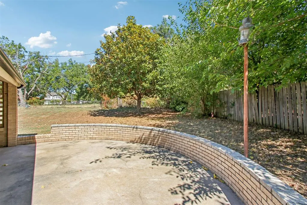 Photo 11 — 600 Diamond Street, Holdenville, OK 74848