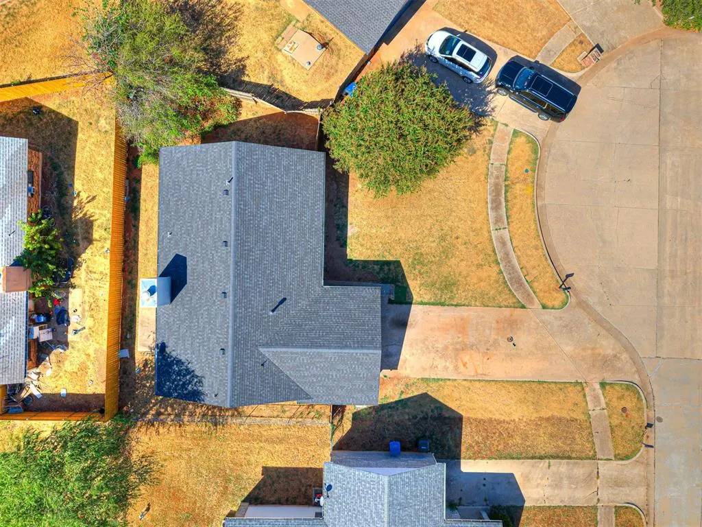 Photo 21 — 8712 Oakridge Drive, Midwest City, OK 73110