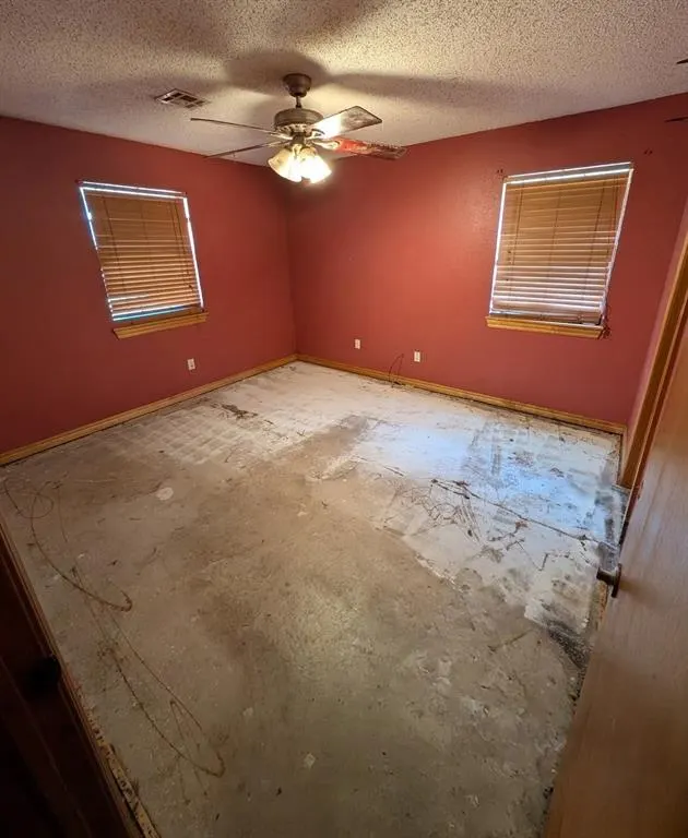 Photo 2 — 20100 SE 44th Street, Harrah, OK 73045