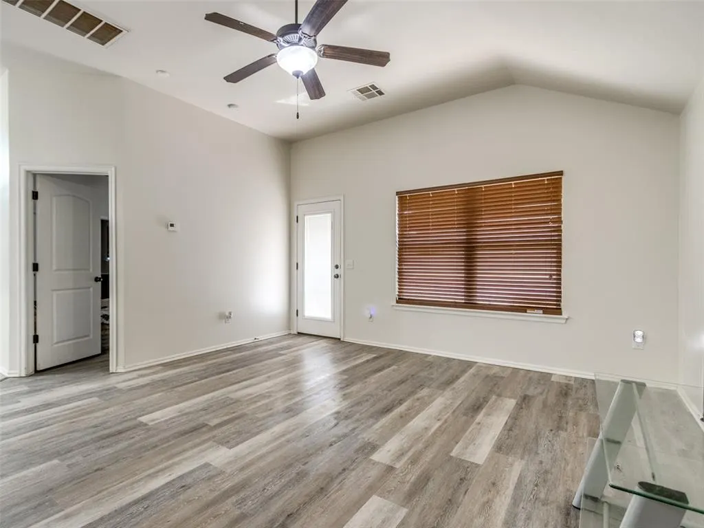 Photo 3 — 12320 Nittany Drive, Oklahoma City, OK 73120