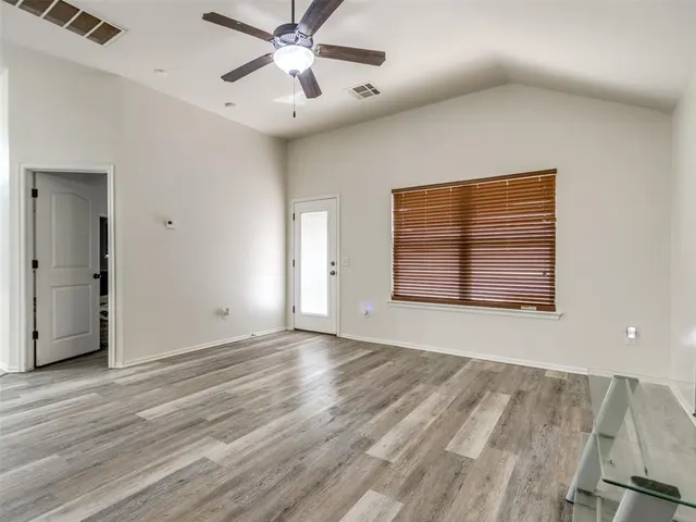 Photo 3 — 12320 Nittany Drive, Oklahoma City, OK 73120