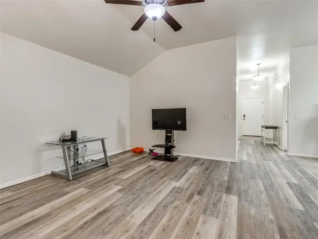 Photo 6 — 12320 Nittany Drive, Oklahoma City, OK 73120